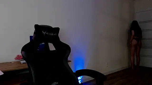 Princess Shy    online show from March 12, 2025, 5:49 pm