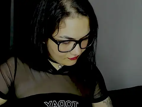 Babe-sofi online show from July 2, 2026, 3:23 am