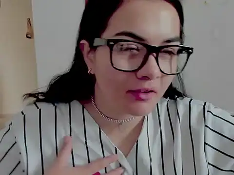 Babe-sofi online show from July 17, 2026, 5:21 pm