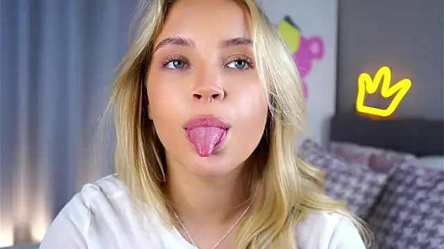 AftonConnett online show from October 7, 2025, 1:17 am