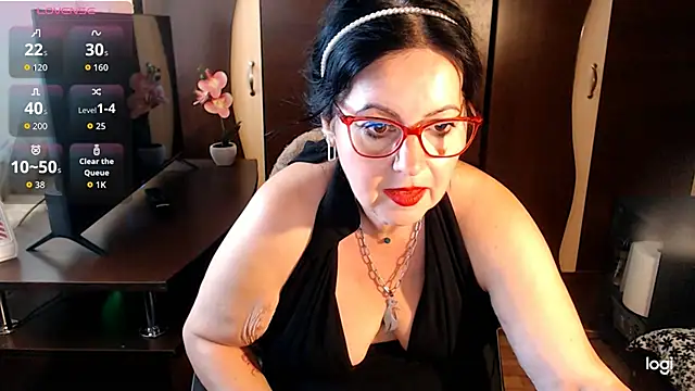 Snapshot of exymilf_ chatting on September 28, 2025, 9:38 am exymilf online show from September 28, 2025, 9:38 am