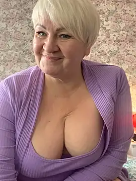 Laura Millf online show from February 6, 2025, 10:36 am
