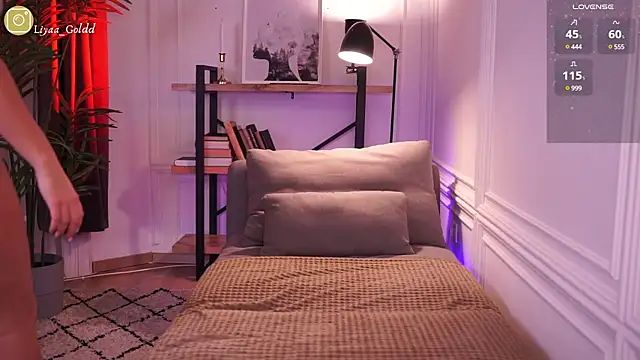 Liya Gold  online show from January 11, 2025, 7:16 pm