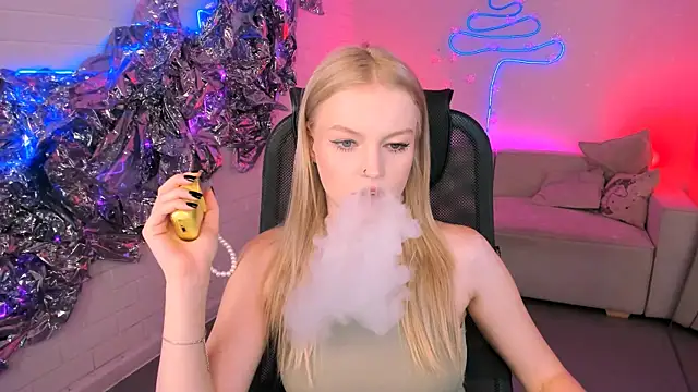 GraceGlamour online show from December 14, 2025, 1:06 pm