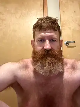 Snapshot of Redfurr69 chatting on November 3, 2025, 6:51 am Redfurr69 online show from November 3, 2025, 6:51 am