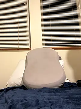 Snapshot of Redfurr69 chatting on September 27, 2025, 8:31 am Redfurr69 online show from September 27, 2025, 8:31 am