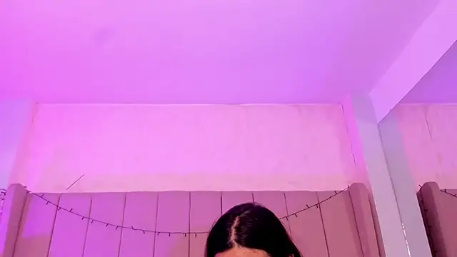 Snapshot of MollyBigBoobs12 chatting on September 11, 2025, 8:09 pm MollyBigBoobs12 online show from September 11, 2025, 8:09 pm