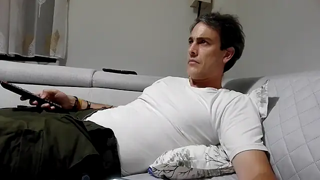 basquehotboy online show from September 12, 2025, 10:31 pm