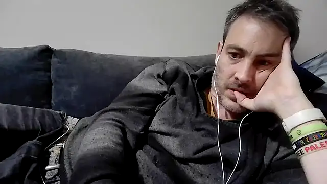 basquehotboy online show from February 1, 2025, 11:27 pm