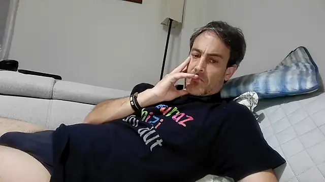 basquehotboy online show from September 9, 2025, 8:40 pm