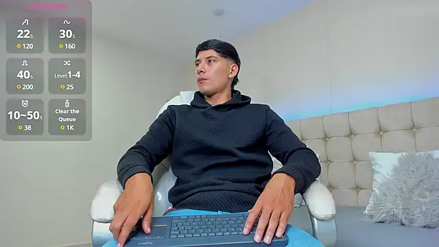 Snapshot of Damian23__ chatting on February 25, 2025, 2:48 pm Damian23 online show from February 25, 2025, 2:48 pm