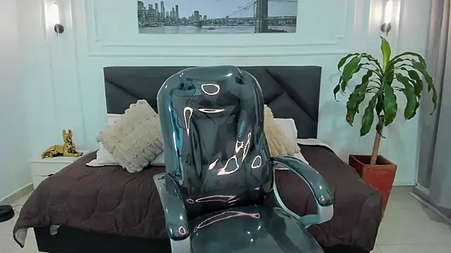 Damian23   online show from November 18, 2025, 11:02 am