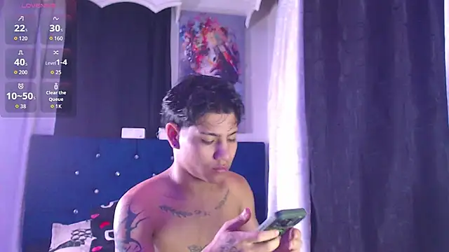 Sexys Boys Hot1 online show from December 14, 2025, 1:56 am