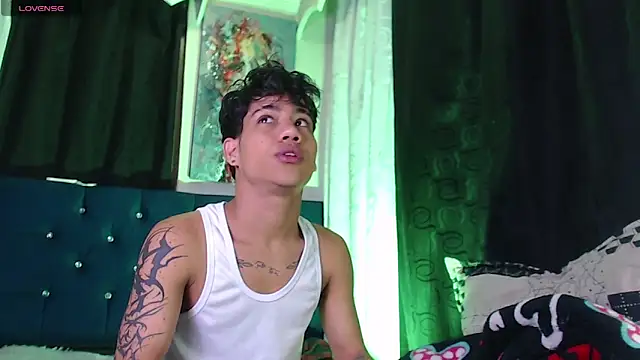 Sexys Boys Hot1 online show from January 15, 2026, 1:31 am