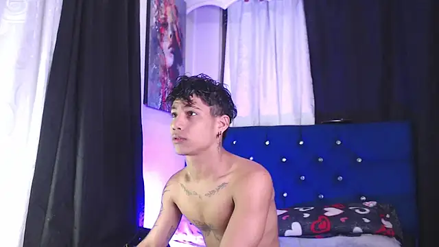 Sexys Boys Hot1 online show from March 7, 2026, 2:07 am