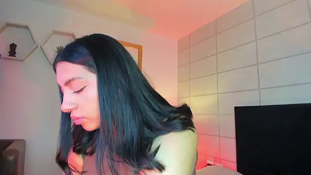 Christine Laam online show from November 28, 2025, 12:16 pm