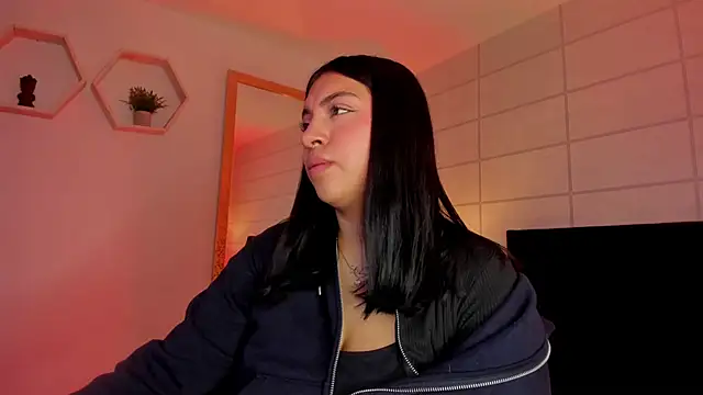 Christine Laam online show from December 19, 2025, 12:18 pm