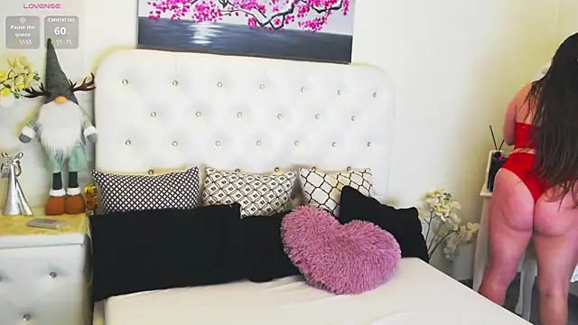 Ysabell01 online show from February 8, 2026, 5:27 am