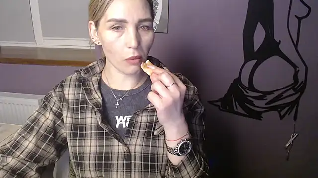  sexy lady online show from February 10, 2026, 1:43 pm