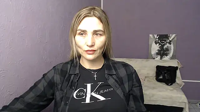 Snapshot of _sexy_lady chatting on October 31, 2025, 1:41 pm sexy lady online show from October 31, 2025, 1:41 pm