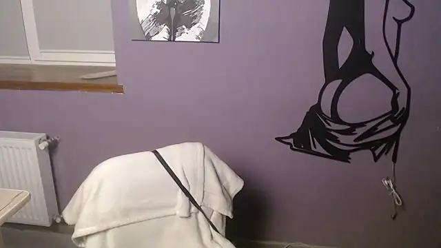  sexy lady online show from February 18, 2026, 1:18 pm