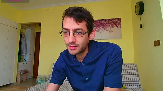 HungEddy online show from December 15, 2025, 9:26 am