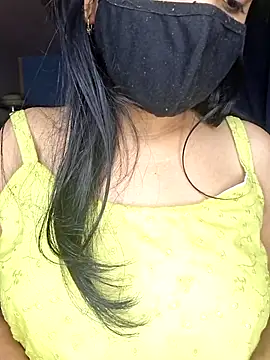 Nisha027 online show from January 7, 2026, 12:43 pm