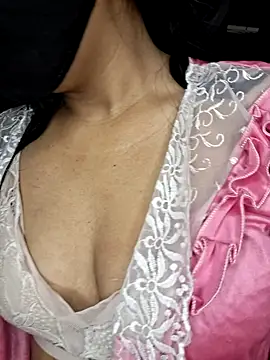 Nisha027 online show from February 5, 2026, 1:45 am