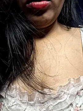 Nisha027 online show from April 5, 2026, 12:28 am