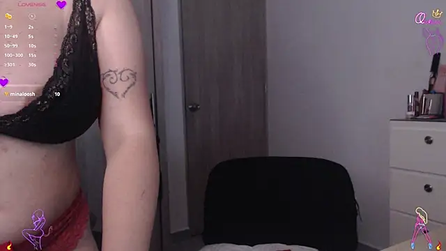 scarlett diamond11 online show from February 24, 2026, 11:38 pm