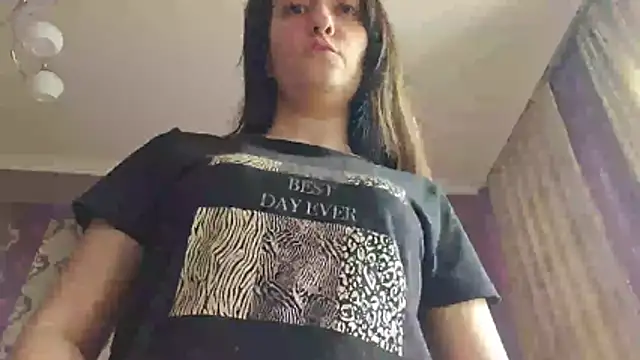 AlejandraDelaney online show from March 15, 2026, 9:27 am