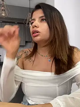 Snapshot of adop_me__ chatting on March 17, 2025, 10:08 pm adop me online show from March 17, 2025, 10:08 pm