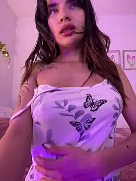 Snapshot of adop_me__ chatting on November 22, 2025, 1:43 pm adop me online show from November 22, 2025, 1:43 pm