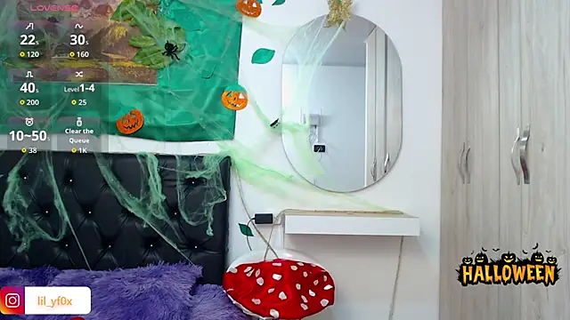 lily f00x online show from October 13, 2025, 12:40 pm