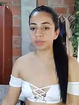 Snapshot of anngela01 chatting on January 22, 2025, 8:49 pm anngela01 online show from January 22, 2025, 8:49 pm