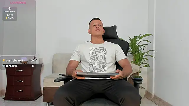 Alex towers online show from October 12, 2025, 11:39 pm