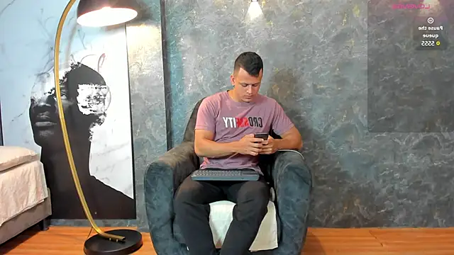 Snapshot of Alex_towers chatting on December 14, 2024, 6:41 pm Alex towers online show from December 14, 2024, 6:41 pm