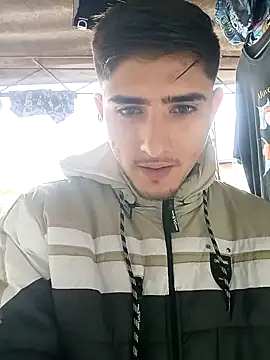 Snapshot of PhilipRich chatting on October 27, 2025, 5:36 pm PhilipRich online show from October 27, 2025, 5:36 pm