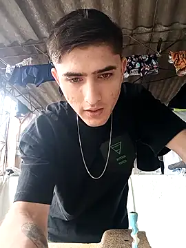 Snapshot of PhilipRich chatting on November 27, 2025, 5:46 pm PhilipRich online show from November 27, 2025, 5:46 pm