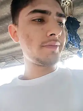 Snapshot of PhilipRich chatting on November 5, 2025, 3:26 pm PhilipRich online show from November 5, 2025, 3:26 pm