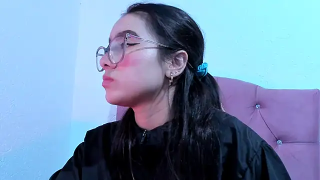 teffy lee online show from February 21, 2025, 8:49 pm