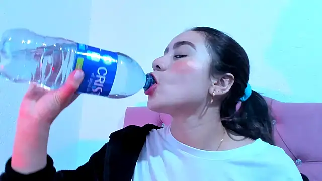 teffy lee online show from February 14, 2025, 7:54 pm