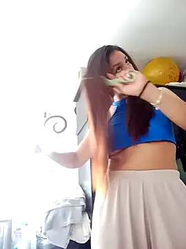 Snapshot of Luci_And_Sofi chatting on February 28, 2026, 7:24 pm Luci And Sofi online show from February 28, 2026, 7:24 pm