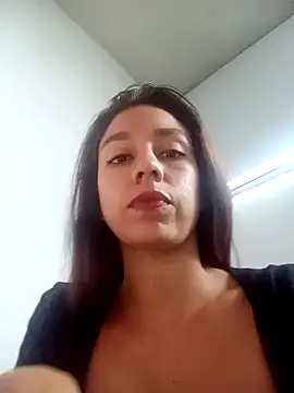 Snapshot of Luci_And_Sofi chatting on February 21, 2026, 4:31 pm Luci And Sofi online show from February 21, 2026, 4:31 pm