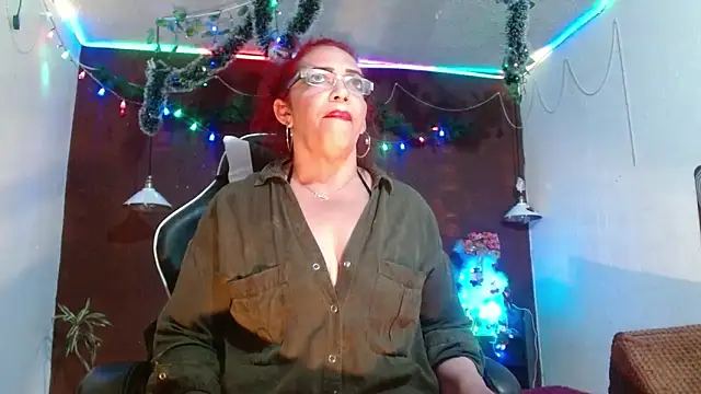 Snapshot of PervertedMature chatting on December 21, 2025, 3:19 am PervertedMature online show from December 21, 2025, 3:19 am