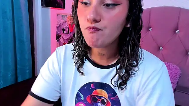 Mila nixon02 online show from November 22, 2025, 1:21 pm