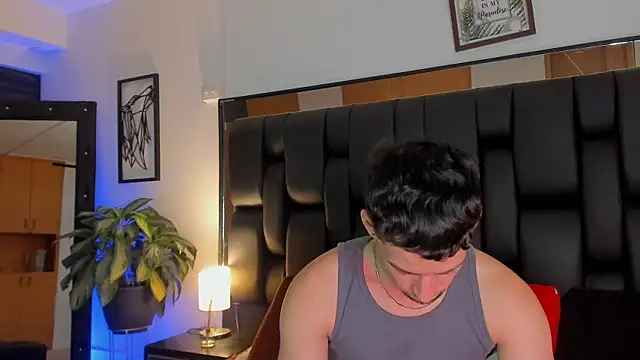 JadeSmiith  online show from October 21, 2025, 10:31 pm