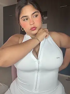 Sarasweet sex online show from June 9, 2026, 10:11 pm