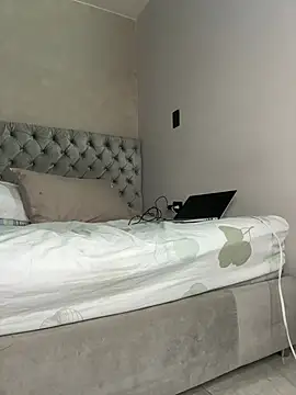Sarasweet sex online show from July 9, 2026, 2:27 pm