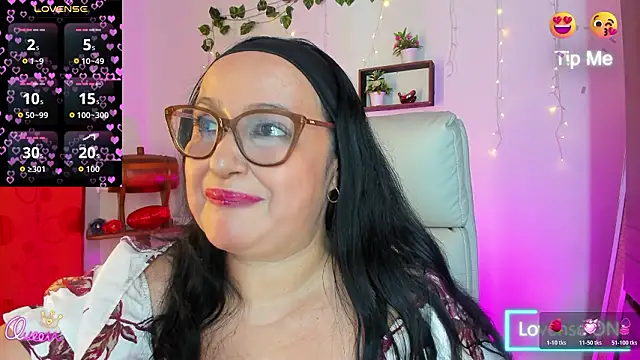 Gia Nahomi online show from March 28, 2026, 11:17 pm